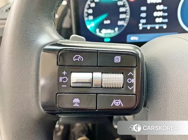 Hyundai Grandeur (GN7) id 3585998 из Кореи 9