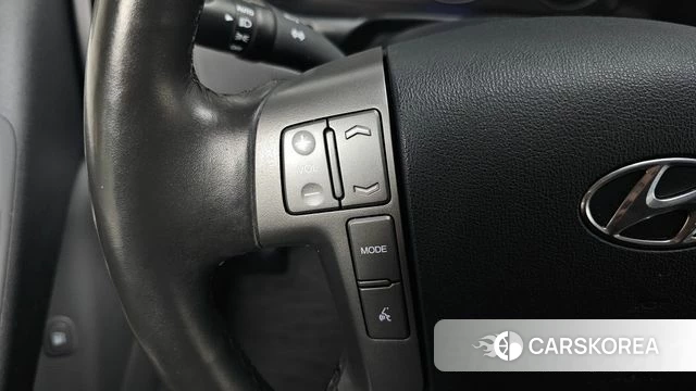 Hyundai The New Grand Starex id 3904691 из Кореи 9