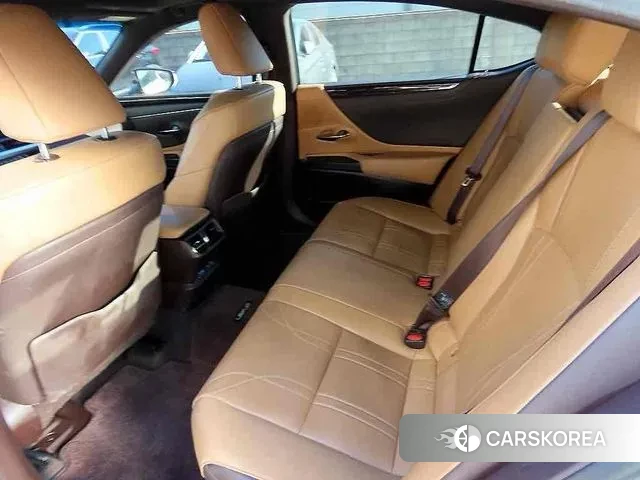 Lexus ES300h 7th generation id 3428920 из Кореи 9