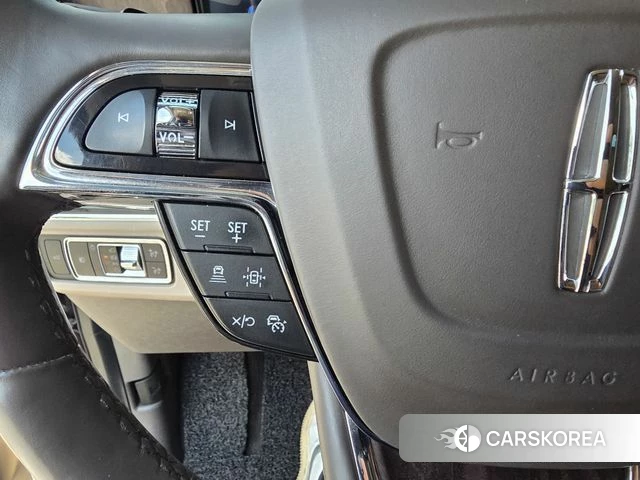 Lincoln Navigator 4th generation id 4740288 из Кореи 9