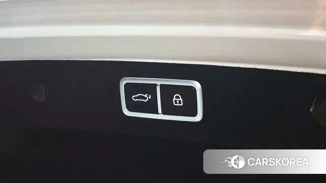 Hyundai Grandeur Hybrid (GN7) id 3555366 из Кореи 9