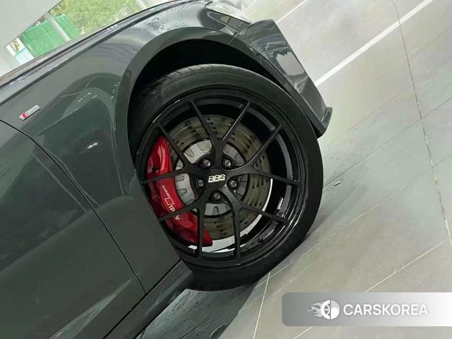 Audi A6L id 4273753 из Китая 9