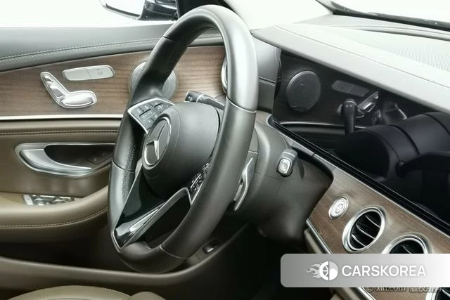 Mercedes-Benz E-class id 4313989 из Китая 9