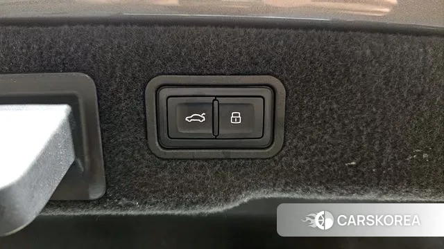 Audi A8 (D5) id 3033212 из Кореи 9