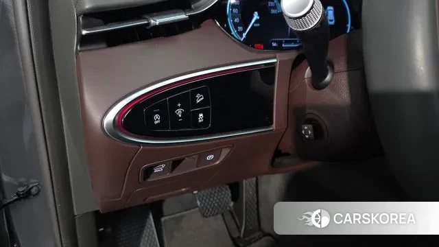 Genesis GV70 id 3401894 из Кореи 9