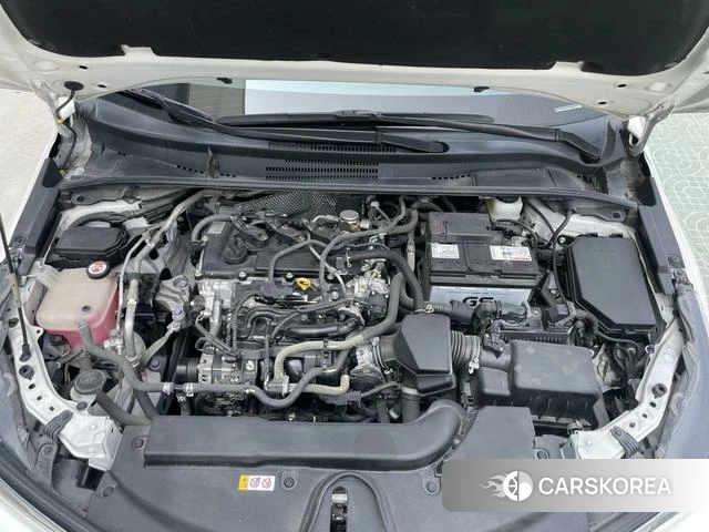 Toyota Corolla id 4262463 из Китая 9