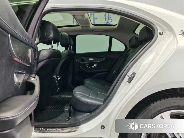 Mercedes-Benz Class C id 3890642 из Китая 9