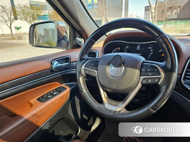 Jeep Grand Cherokee id 3904419 из Кореи 9