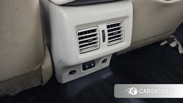 Toyota Camry (XV70) id 2966737 из Кореи 9