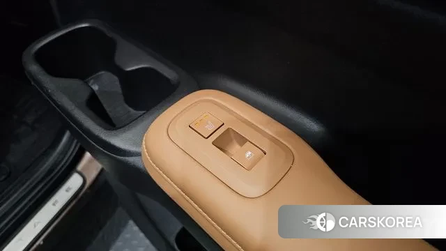 Hyundai Santa Fe (MX5) id 3610385 из Кореи 9