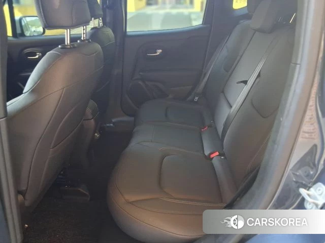 Jeep Renegade id 4463411 из Кореи 9