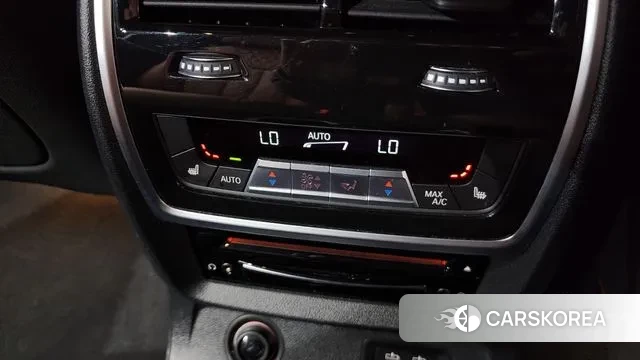 BMW X7 (G07) id 3342911 из Кореи 9