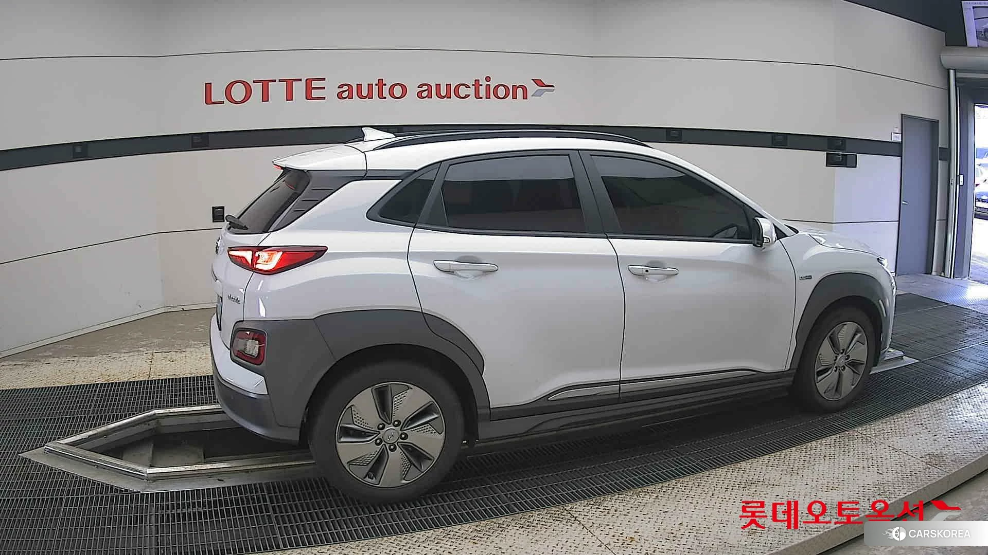 Hyundai KONA Electric id 4504392 из Кореи 9