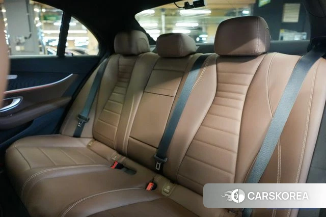 Mercedes-Benz E-Class W213 id 3832804 из Кореи 9