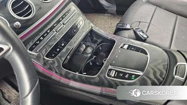 Mercedes-Benz E-Class W213 id 4579829 из Кореи 9