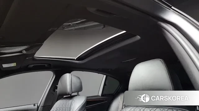 BMW 5 Series (G30) id 3360509 из Кореи 9