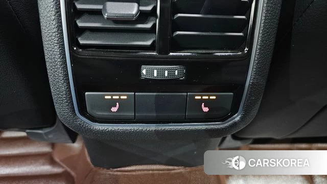 Volkswagen The New Passat id 3873635 из Кореи 9