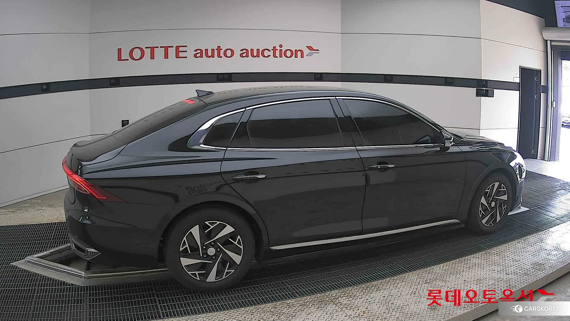 Hyundai Grandeur Hybrid id 4289408 из Кореи 9