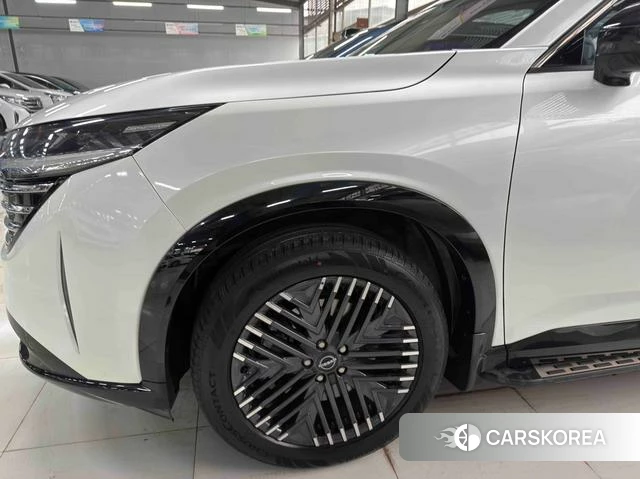 Nissan Exploring the land id 4272398 из Китая 9