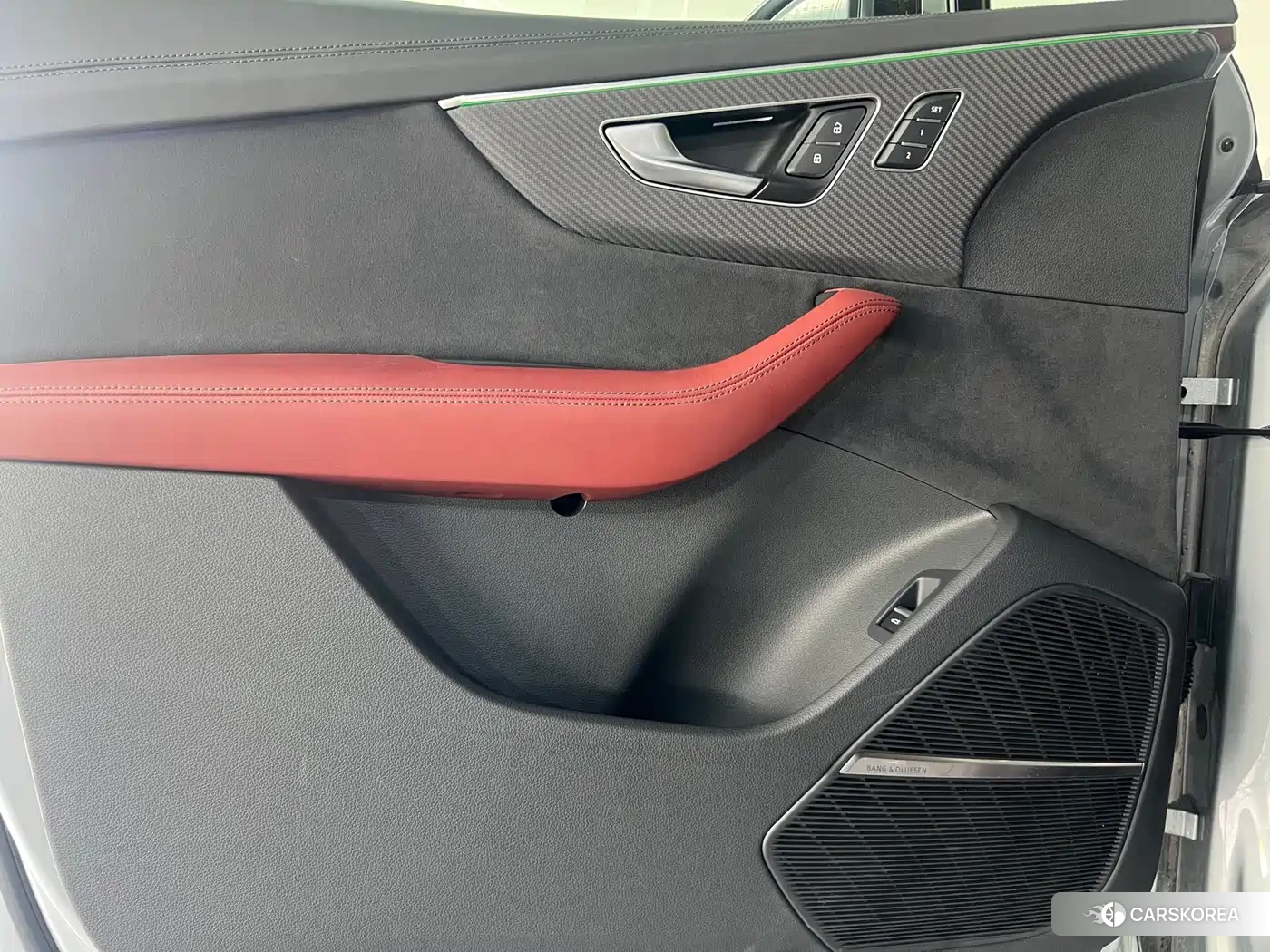 Audi SQ7 id 4559839 из Китая 9