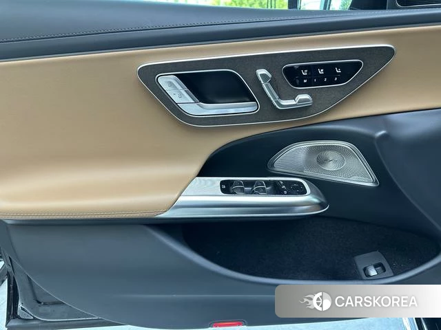 Mercedes-Benz E-class id 4300437 из Китая 9