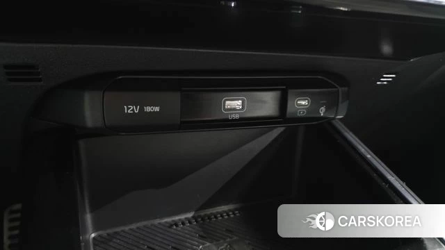 Kia Di Ol Nu Niro id 4942587 из Кореи 9