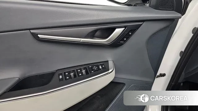 Kia EV6 id 3596888 из Кореи 9