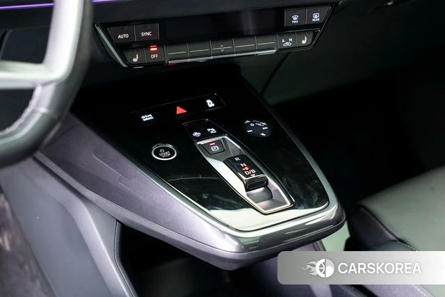 Audi Q4 e-tron id 4210447 из Китая 9
