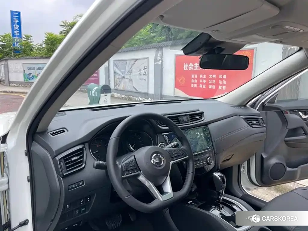 Nissan Qijun id 4654634 из Китая 9