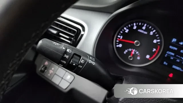 Kia Stonic id 3691773 из Кореи 9