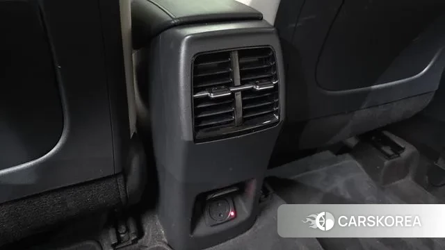 Kia Di Ol Nu Niro id 3550810 из Кореи 9