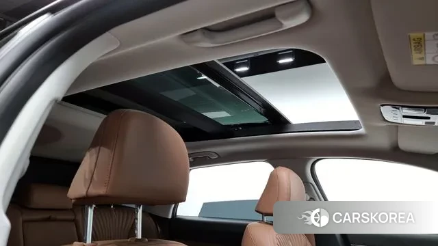 Hyundai Grandeur Hybrid (GN7) id 2857664 из Кореи 9