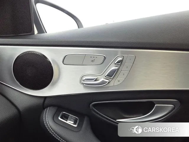 Mercedes-Benz C-Class W205 id 3275734 из Кореи 9