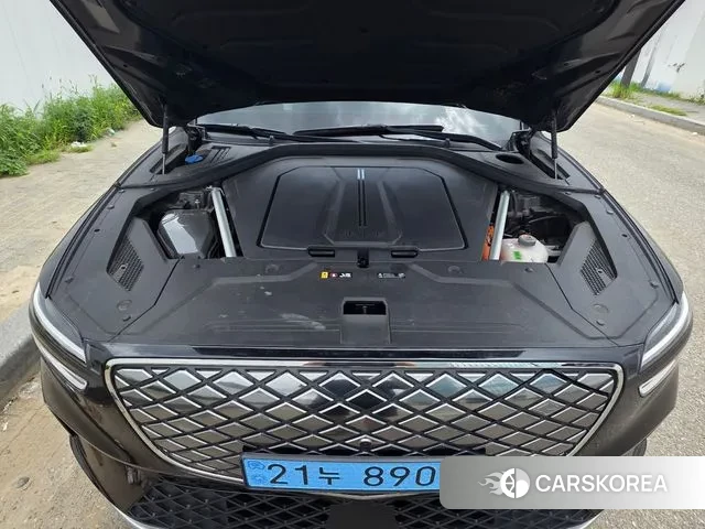 Genesis Electrified GV70 id 3007568 из Кореи 9