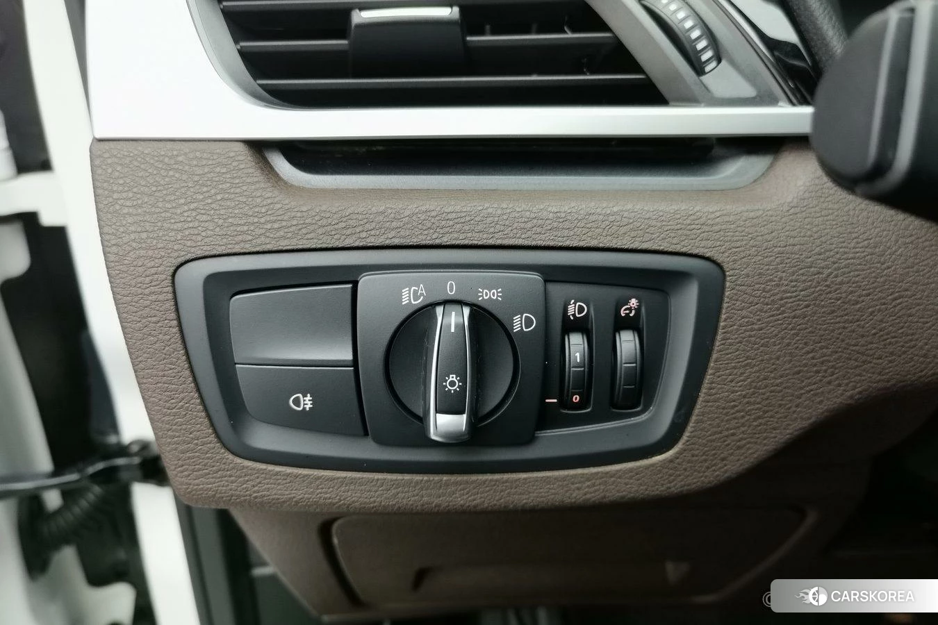 BMW X1 id 4467356 из Китая 9