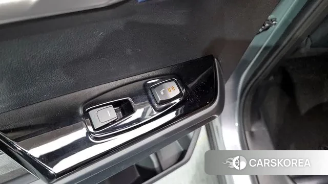 Ssangyong Torres id 3316234 из Кореи 9