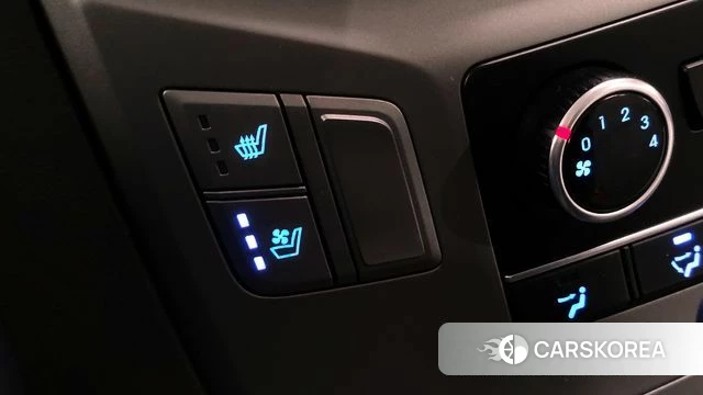 Hyundai The New Grand Starex id 3833681 из Кореи 9