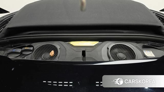 Porsche 911(992) id 4542479 из Кореи 9