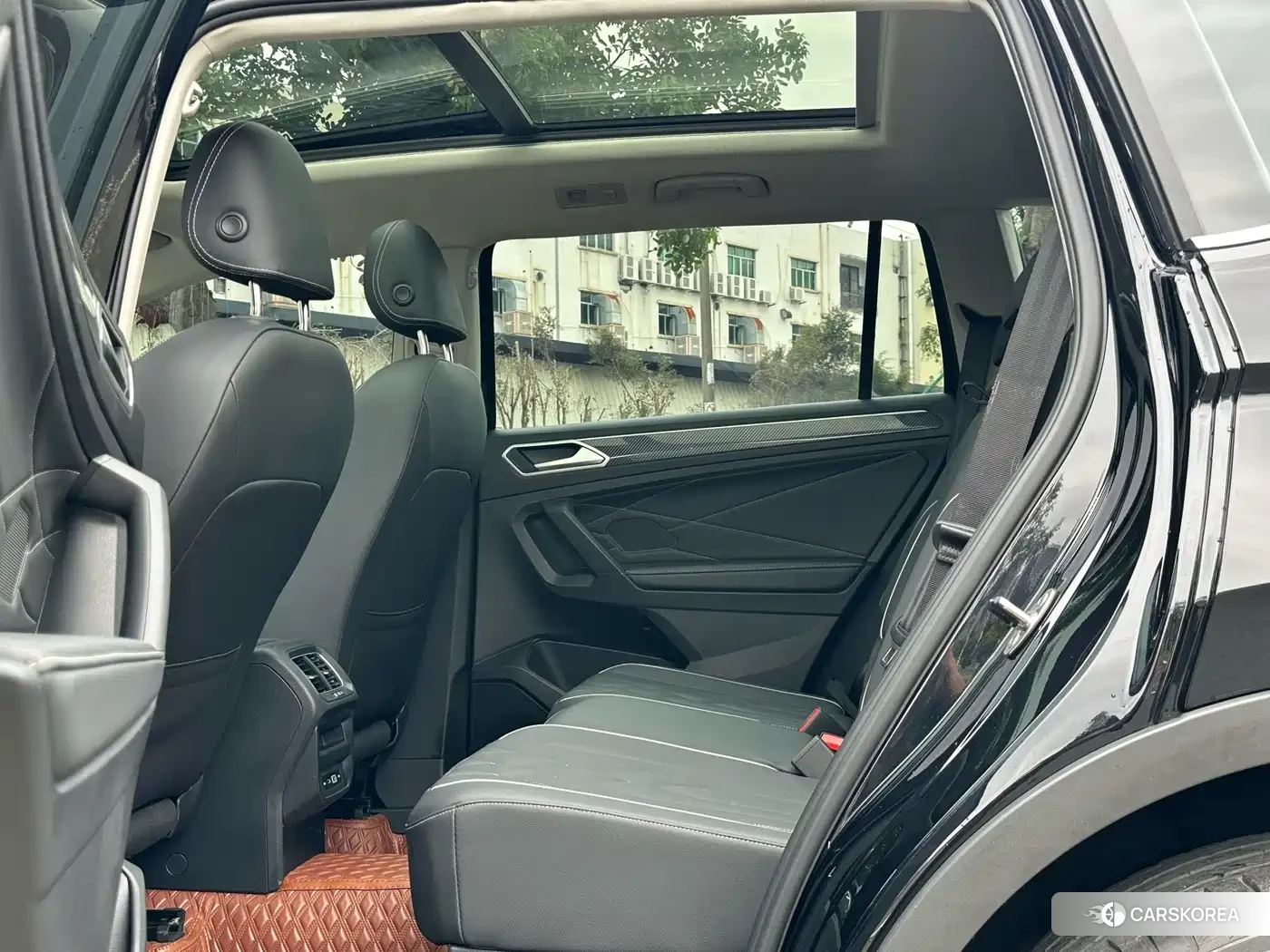 Volkswagen Tiguan L id 4601901 из Китая 9