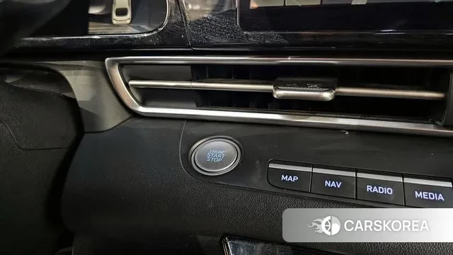 Hyundai Avante (CN7) id 3238239 из Кореи 9