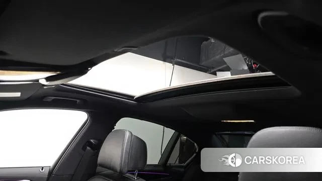 BMW 5 Series (G30) id 3443199 из Кореи 9