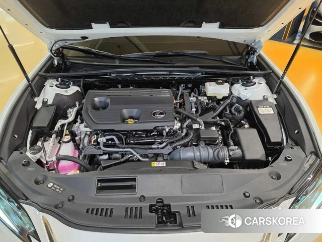 Lexus ES300h 7th generation id 3933634 из Кореи 9