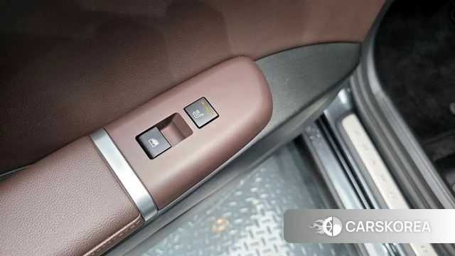 Hyundai Grandeur Hybrid (GN7) id 3953467 из Кореи 9