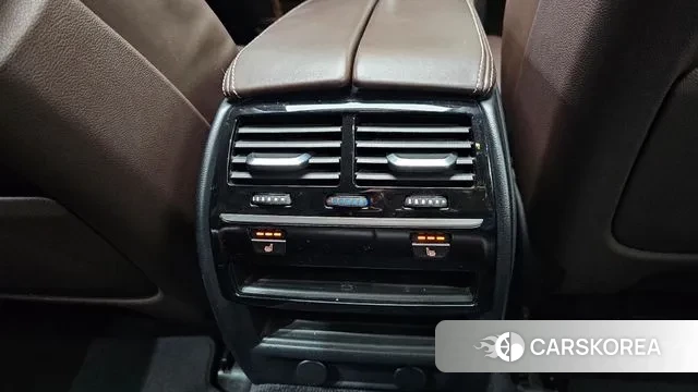 BMW 5 Series (G30) id 3733688 из Кореи 9