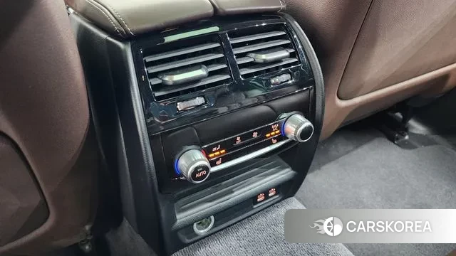 BMW 5 Series (G30) id 3488857 из Кореи 9