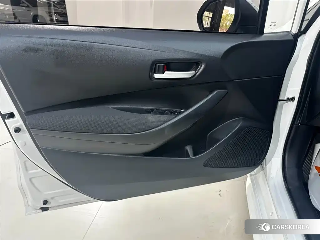 Toyota Levin id 4546117 из Китая 9