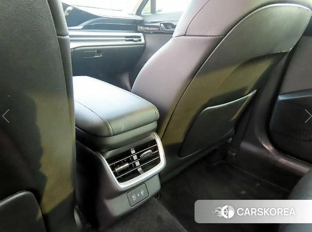 Hyundai Grandeur (GN7) id 3864665 из Кореи 9