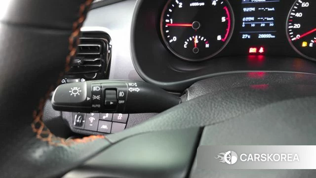 Kia Stonic id 4638263 из Кореи 9