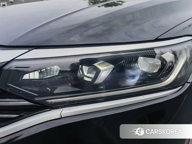 Volkswagen Passat id 4274272 из Китая 9
