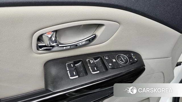 Kia The New Carnival id 4203605 из Кореи 9